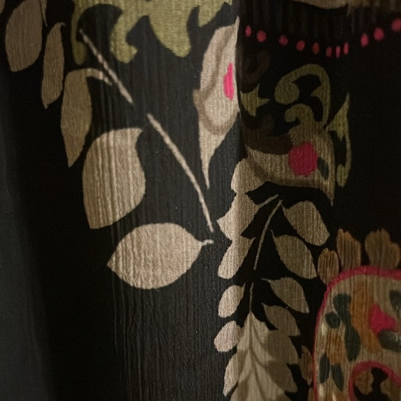 Cato fully lined sleeveless top for women’s with a cutout on the back. Sz L - Picture 3 of 8